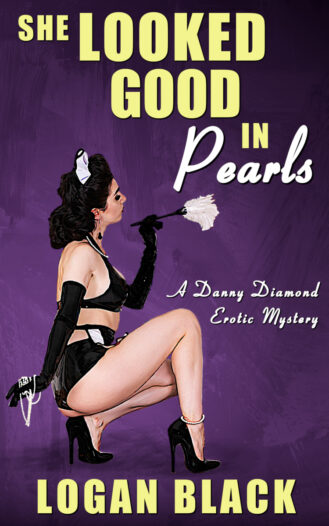 She Looks Good in Pearls by Logan Black